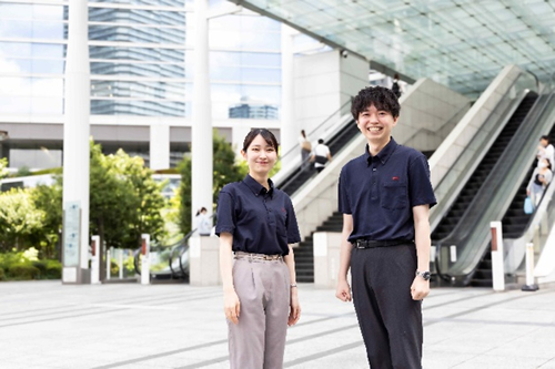 OKIクロステック、現場で働く社員の熱中症対策強化 夏季用ユニフォームとして、ユニクロのポロシャツを採用