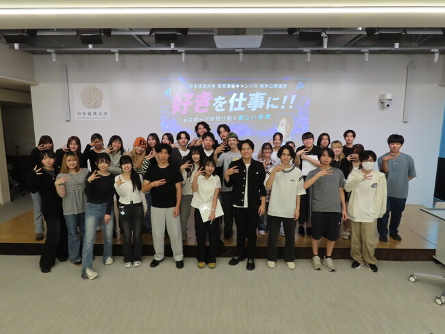 【日本経済大学東京渋谷キャンパス】eスポーツキャスター・平岩康佑氏の公開講座で実践教育　　 ～学生が企画・司会・配信・運営まで担い「本物の現場」を体験～