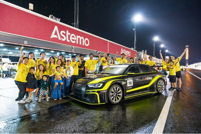 ORJ RACING、4カ国のドライバーで12時間耐久レースを2台で完走
