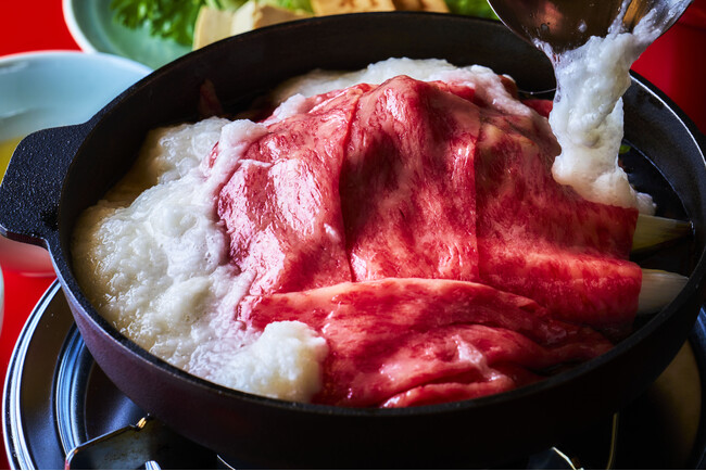 8月15日(土)より和牛すき焼 そしじ 全店にて季節限定メニュー「とろろすき焼き」販売いたします