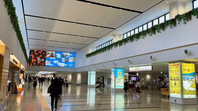 地図検索の追加で広告掲出イメージがより明確に　「福岡空港メディアサイト」がリニューアル