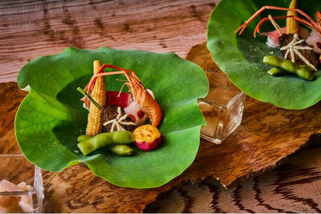 【箱根リトリートfore & villa 1/f】秋の味覚が彩る、箱根の食 薪火料理「WOODSIDE dining」と料亭「俵石」にて秋の美食コースを開始