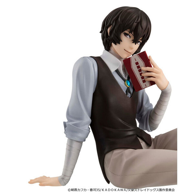 『文豪ストレイドッグス』より、「太宰治」のフィギュアがてのひらサイズになって登場。あみあみにて予約受付中。