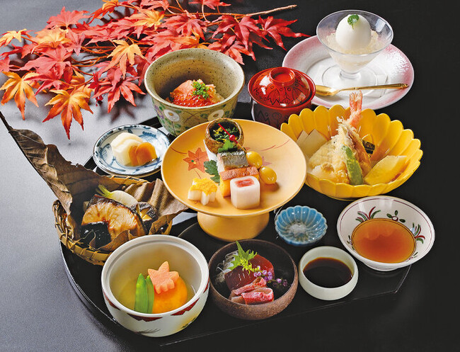 【明治記念館】懐石料亭「花がすみ」9月4日(金)より、秋の味覚を少しずつ味わう平日ランチ限定〈秋ざんまい御膳〉を全室個室・室料サービスでご提供！