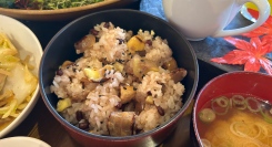 【訂正版】秋の風物詩・中津川の味覚「栗おこわ」が今年も登場！農家レストラン「バーバーズダイニング」にて9月1日（火）より提供開始