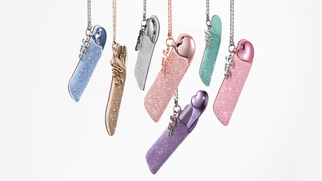 揺れるたび、光を受けてきらめく。バッグにつける専用ケース。 「ReFa Aira CASE Jewel（リファアイラケース ジュエル）」 2026年8月26日（水）「Club Aira」にて先行発売