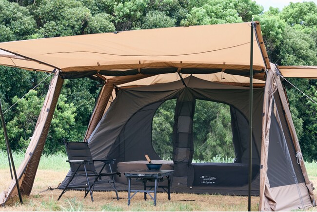 「半分は寝室、半分はリビング。」大型エアテント「AIR VISTA」専用インナーテントを新発売、本体も再販開始。