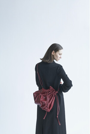 discord Yohji Yamamoto、「Unevenness」新型バッグを9月4日(金)より展開
