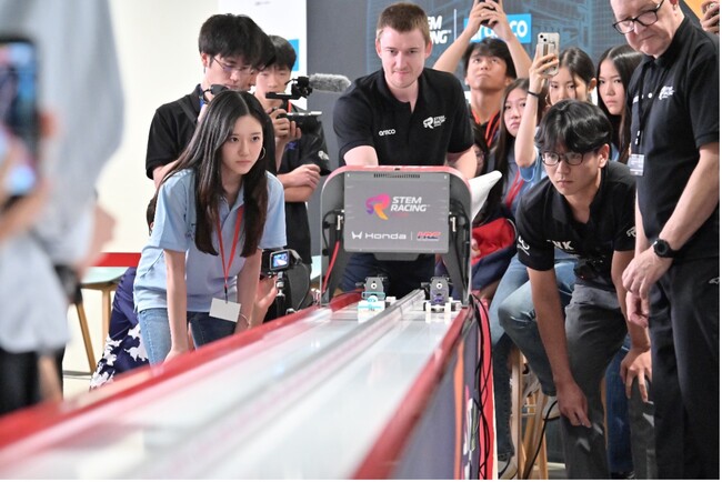 世界65カ国以上で展開する実践型STEM教育「STEM Racing」、年間メンバーシップ型「Learning Platform」の受付を開始