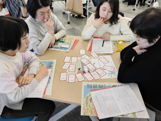 認知症の“困った行動”には理由がある--認知症本人の世界を体験するワークショップを、9月の認知症月間に全国47都道府県で開催