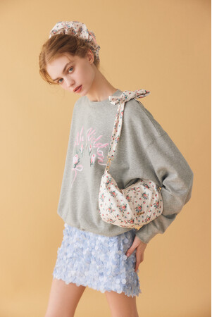 【Cath Kidston】2026AWアーカイブアート『Garden Bouquet（ガーデン ブーケ）』 のハーフムーン型バッグやバレッタなど新作9月4日（金）発売開始！