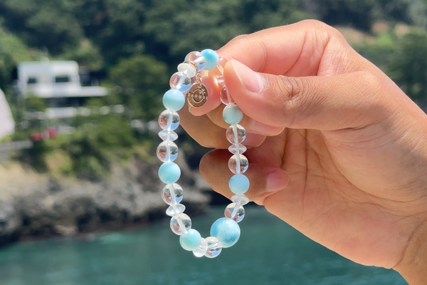 【3日で完売】一年越しで叶った約束。SANMEIがラリマーのブレスレット「深癒」を発売