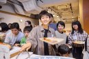 卵・乳・小麦不使用の料理を楽しむ参加者 卵・乳・小麦不使用の料理を楽しむ参加者