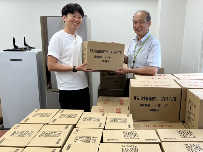 【コープデリ連合会】コープデリ連合会本部の災害用備蓄品（食料・飲料）を、地域の子ども食堂等へ寄贈