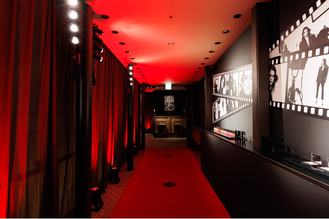 NARS日本上陸25周年を記念したエクスクルーシブイベント「NARS STEAL THE SCENE PREMIERE PARTY」を開催！
