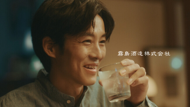 松坂桃李さん出演『黒霧島』の新TVCMを9月6日「黒霧島の日」より全国放映開始!