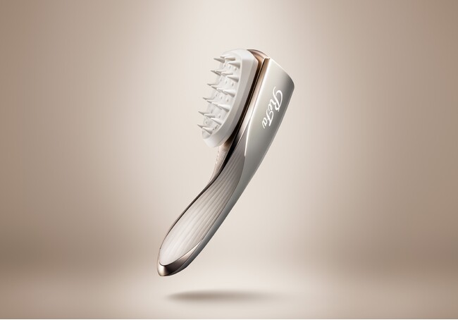 頭皮からボディまで。 ビートモーションで、美しいアウトラインへ。 「ReFa BEAT BRUSH（リファビートブラシ）」 2026年11月4日（水）新発売 