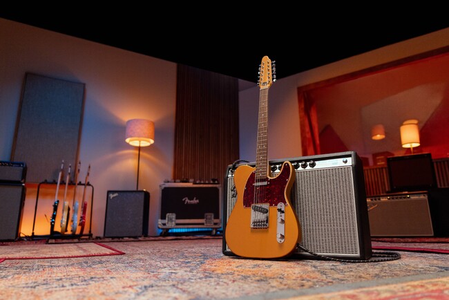 トロイ・ヴァン・リューウェン最新SQUIER(R)シグネイチャーモデル『PARANORMAL TROY VAN LEEUWEN TELECASTER(R) XII』2026年10月7日（水）発売