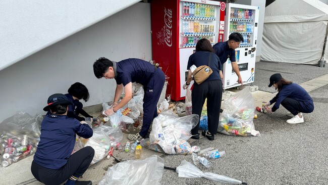 沖縄全島エイサーまつり後の清掃ボランティア参加のご報告