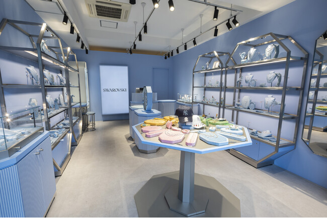 Swarovski、東京・表参道にポップアップストアをオープン