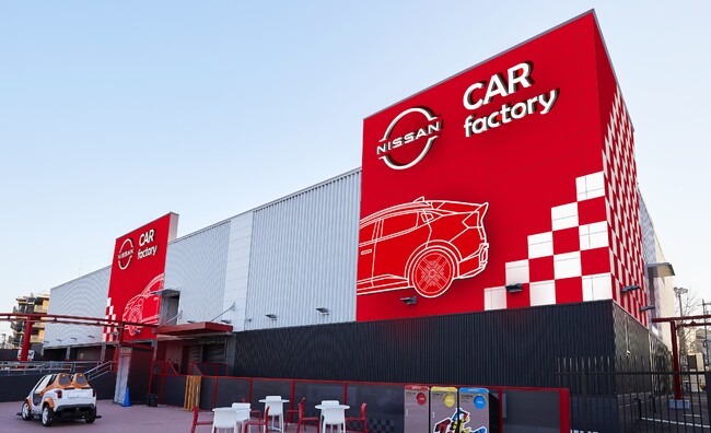 よみうりランドと日産、グッジョバ!!「CAR factory」をリニューアルオープン