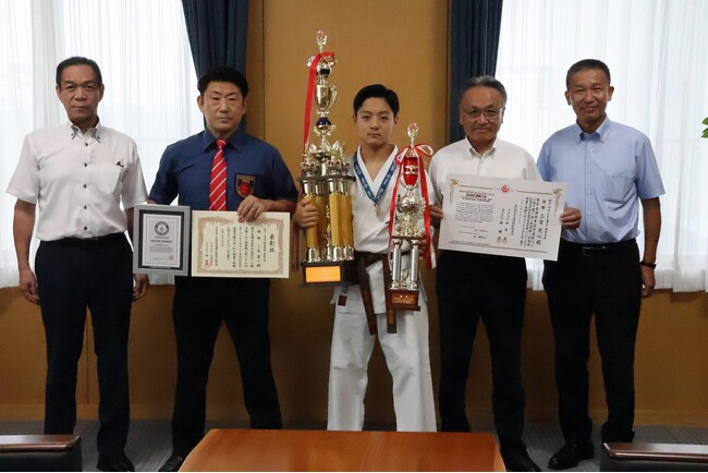 【カラテドリームフェスティバル2026国際大会】宮崎県国富町の三宮覚心選手（木脇中2年）が「組手中学2年男子軽重量級」で2度目の優勝！