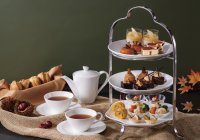 【京王プラザホテル】クリスマスツリーやオーナメントをスイーツで表現地上160mで楽しむ「クリスマスアフタヌーンティー」