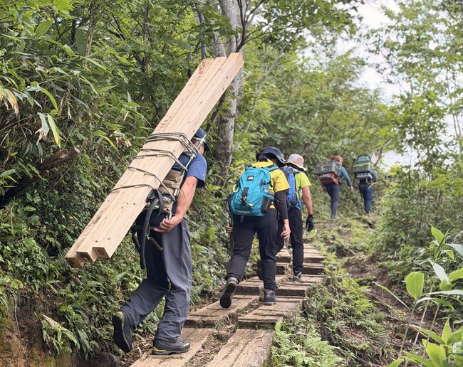【群馬県みなかみ町】美しい自然を未来につなげる、2つの名峰の登山道整備