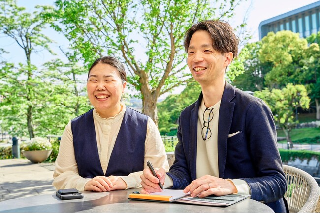 「ひとりで事業しない。ひとりで経営しない。」をVISIONに掲げ、個人・法人の“前進”に伴走する「たかなる夫婦」が支援体系を刷新