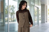 ファッション市場で注目高まるレイヤードスタイル、手軽にこなれ感を演出できる　『洋服の青山』からきちんと感と抜け感を両立した「ビスチェ」が初登場