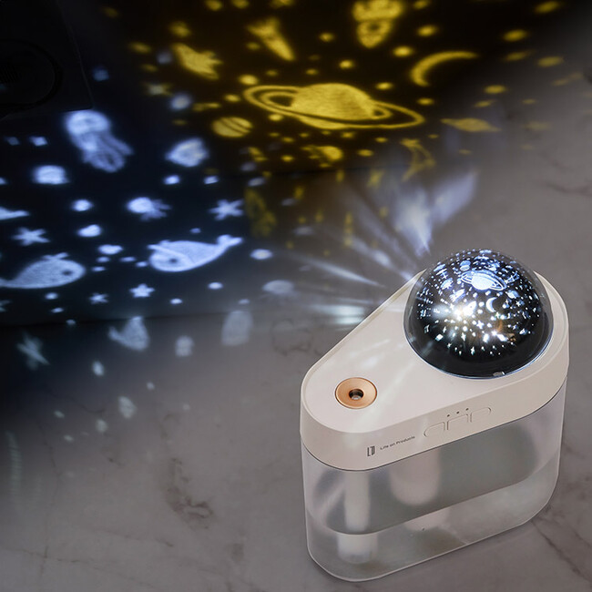 【注目の癒しアイテム！】お部屋でプラネタリウム気分が味わえる☆幻想的な光とミストでほっと癒やしをくれる充電式加湿器が新発売