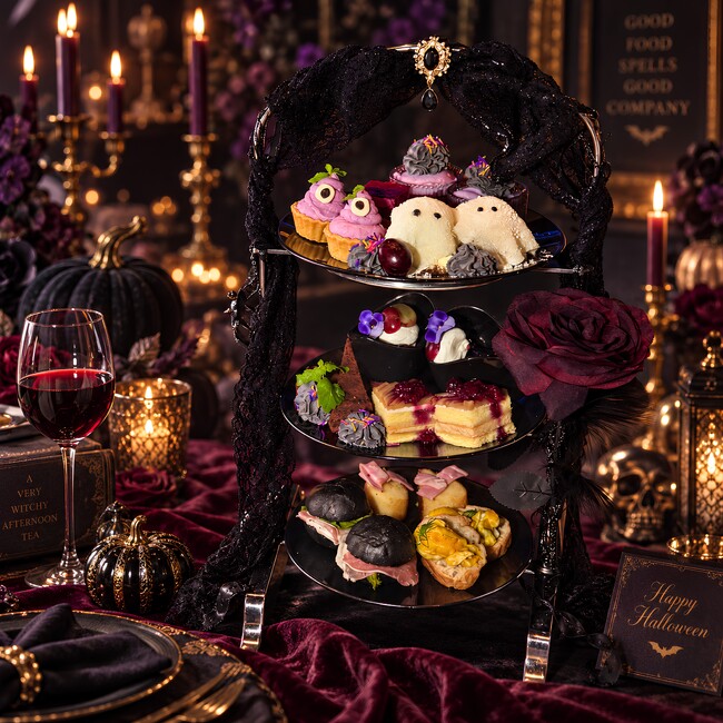 ハロウィンの今だけ!おばけとモンスターをひとくちで食べちゃう甘い午後