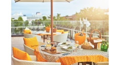 横浜港を望むテラスでシャンパーニュを楽しむ！「Le Picnic by Veuve Clicquot」10/1(木)より開催