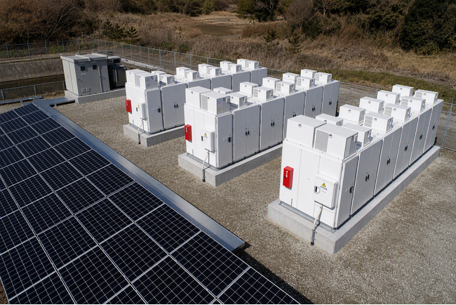 TESSグループ、京セラTCLソーラー合同会社様向けにFIP太陽光発電所に併設する「蓄電池」を納入