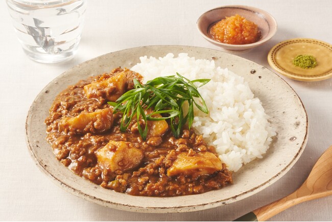 【10月は食品ロス削減月間】アップサイクル食材を使った特製チャツネを添えて　Oisixと無印良品の「もったいない」を愛おしむ気持ちから生まれたミールキット新発売
