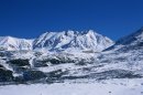 新雪に包まれた立山連峰 新雪に包まれた立山連峰