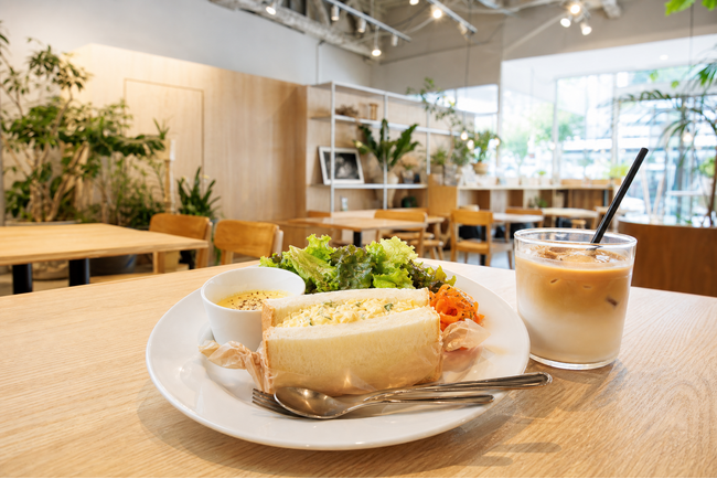 【朝だけの限定メニュー】日本橋兜町「SR Coffee Roaster」にて、忙しい朝に心も満たすモーニングプレート提供スタート