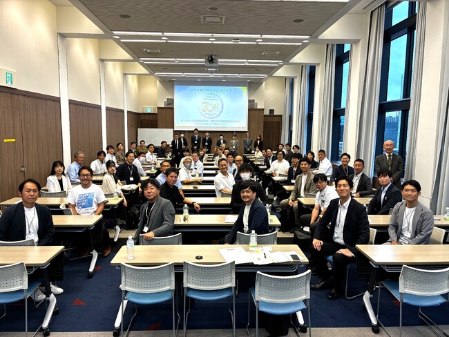 【設立70周年】セントウェル印刷、「日本一明るい経済新聞」竹原編集長を招き特別講演会を開催。