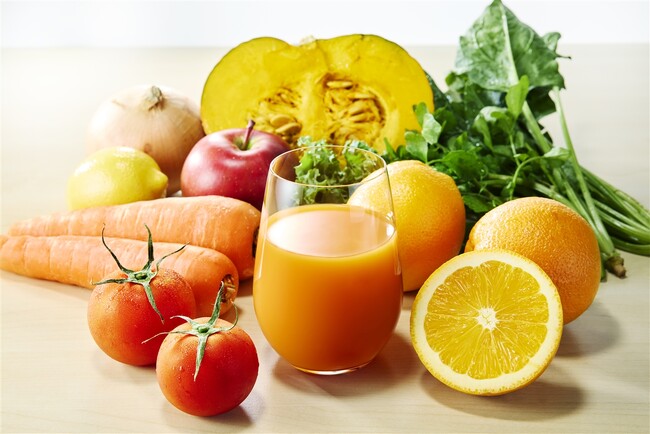1食分のビタミン※1 A・C・Eが摂取できる定番補食「野菜生活100 SmoothieオレンジVitaminミックス」新発売