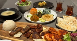 【11/14】トルコの家庭料理フルコースと2ドリンクで乾杯するイベント「メイハネナイト」を、浜松町『YUSRA'S KITCHEN』で開催