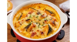 【10/31〜】グラタン・オーブン料理の専門店『グラトーニ』に旬の味覚を使った「ホクホクかぼちゃグラタン」が登場! 【10/31〜】グラタン・オーブン料理の専門店『グラトーニ』に旬の味覚を使った「ホクホクかぼちゃグラタン」が登場!