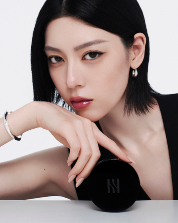 【HERA】韓国・ソウル発のコンテンポラリービューティーブランド「HERA（ヘラ）」、俳優・モデル 三吉彩花がジャパンアンバサダーに就任