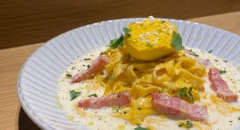 【梅田】カボチャを練り込んだ生パスタに、自家製カボチャバターを溶かして味わうハロウィン限定のクリームパスタが『pasta stand』に登場 【梅田】カボチャを練り込んだ生パスタに、自家製カボチャバターを溶かして味わうハロウィン限定のクリームパスタが『pasta stand』に登場