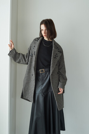 【YECCA VECCA】“Vintage, In Motion”をテーマにした2026 Winter LOOK BOOKを公開