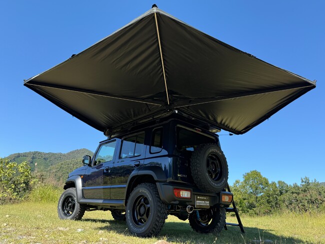 GIWORKSが国内ルーフテント業界最速で新展開！日本で買えるのはここだけ。超小型・軽量 新型「Lite 270度サイドオーニング」が新登場。