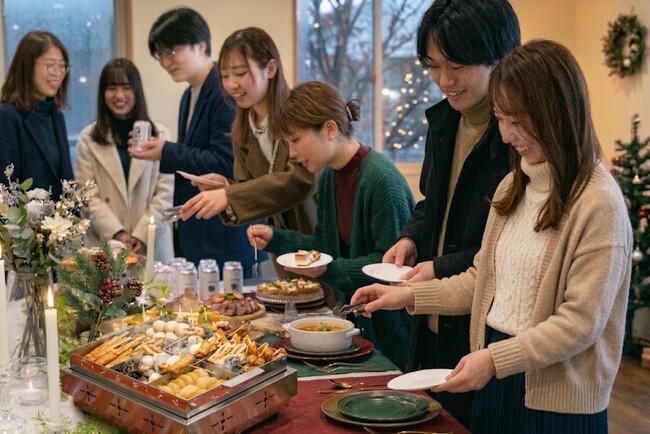 【外食高騰の冬】オフィスで湯気立つ「あつあつ宴会」昨対比売上174.6%のケータリング懇親会が今年も好調