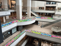 GREEN×EXPO 2027開幕に向けクイーンズスクエア横浜を「GREEN×EXPO 2027」のビジュアルで彩るシティドレッシングを11月9日(月)より展開