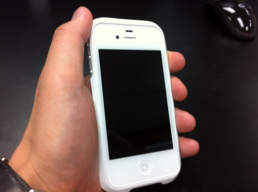 アルミケースの最高峰!匠の技が光るiPhone4、4S両対応の「CLEAVE ALUMINIUM BUMPER」