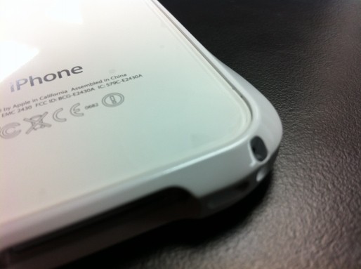 アルミケースの最高峰!匠の技が光るiPhone4、4S両対応の「CLEAVE ALUMINIUM BUMPER」